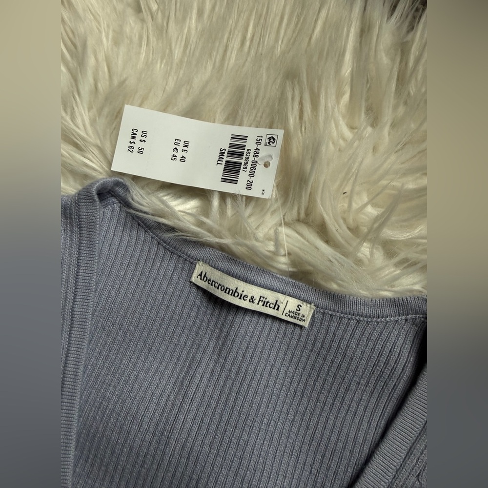 Abercrombie & Fitch tie front sweater vest - Picture 6 of 8
